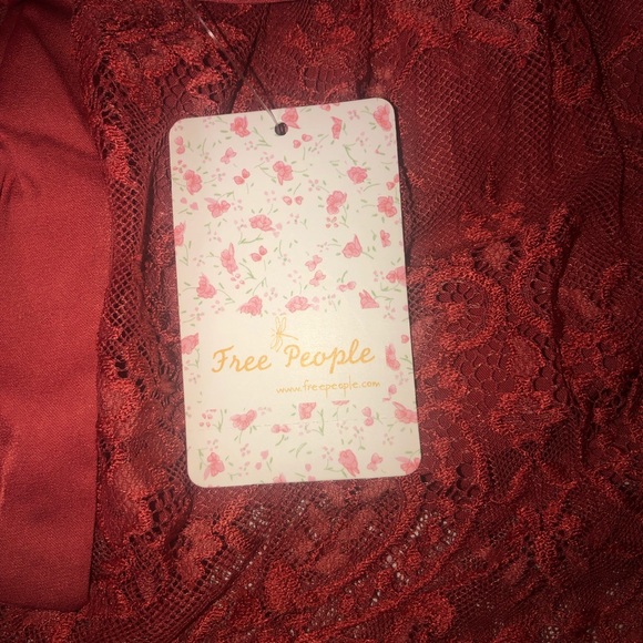 Free People Chante Lace Tank Top Red NWT - Picture 7 of 9